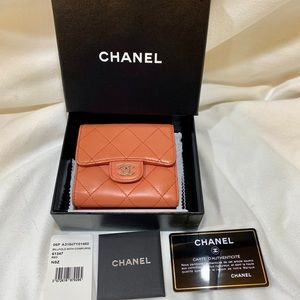 💯Authentic Chanel Tri-Fold Wallet